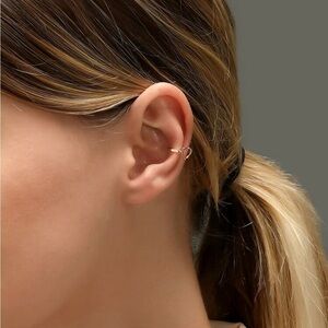Gold 1pc Heart Ear Cuff